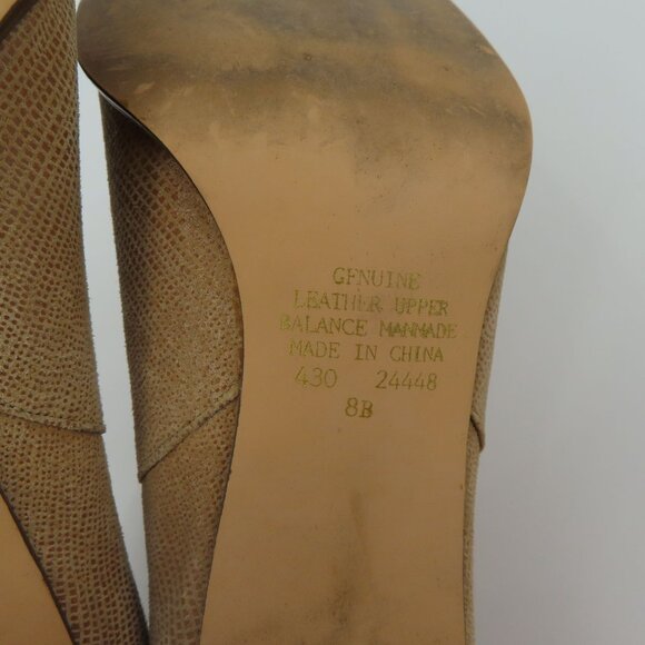 VTG Newport News Women 8 B Tan Leather Upper Square Ankle Boots Booties Boho - Picture 15 of 16